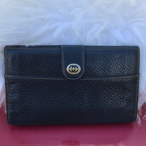 Gucci Handbags - Gucci black pebbled leather vintage wallet
